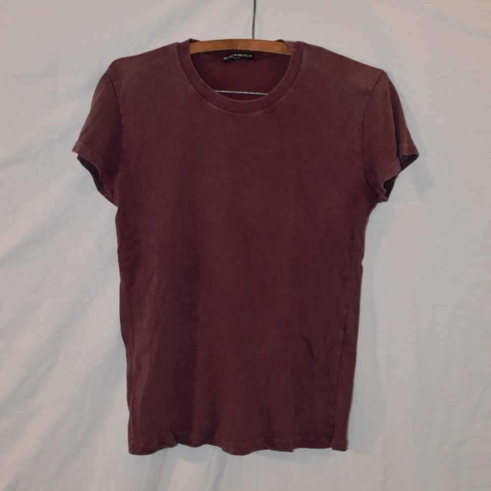 Brandy Melville tshirt